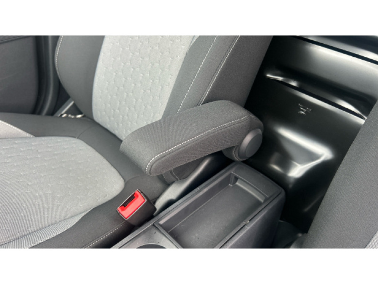 Ford Transit Courier E-Transit Courier 100kW 43kWh Limited Van Auto